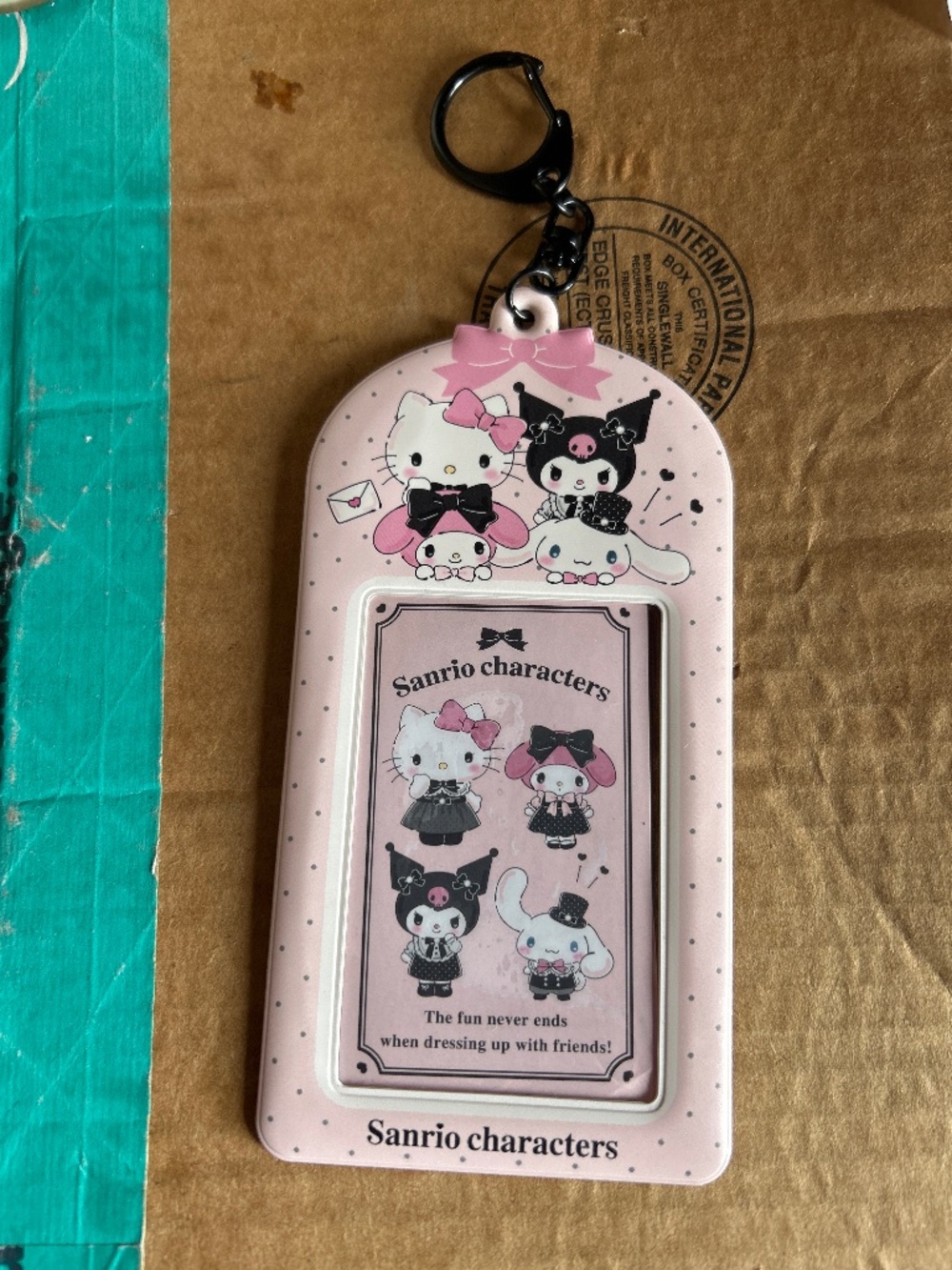 Sanrio Pretty Party Series Badge Holder Cinnamoroll Kuromi Hello Kitty